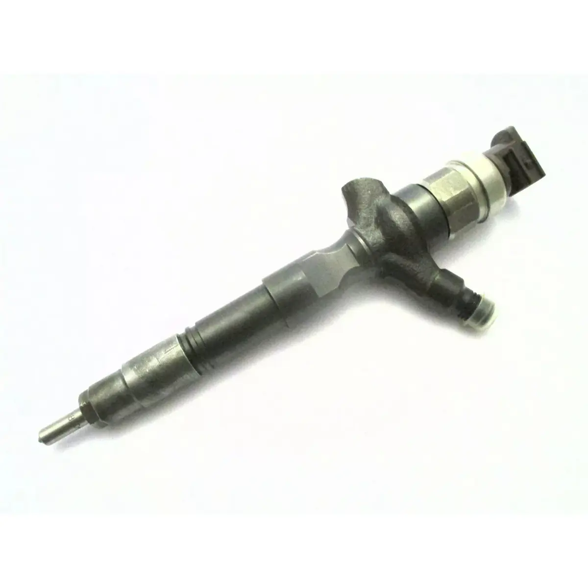095000-5890/095000-5891 Fuel Injector Compatible with Toyota Land Cruiser 1KD-FTV Engine