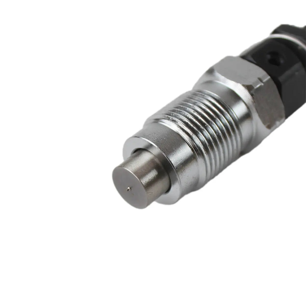 16082-53900 16082-53903 Fuel Injector Compatible with Kubota Engine D1403